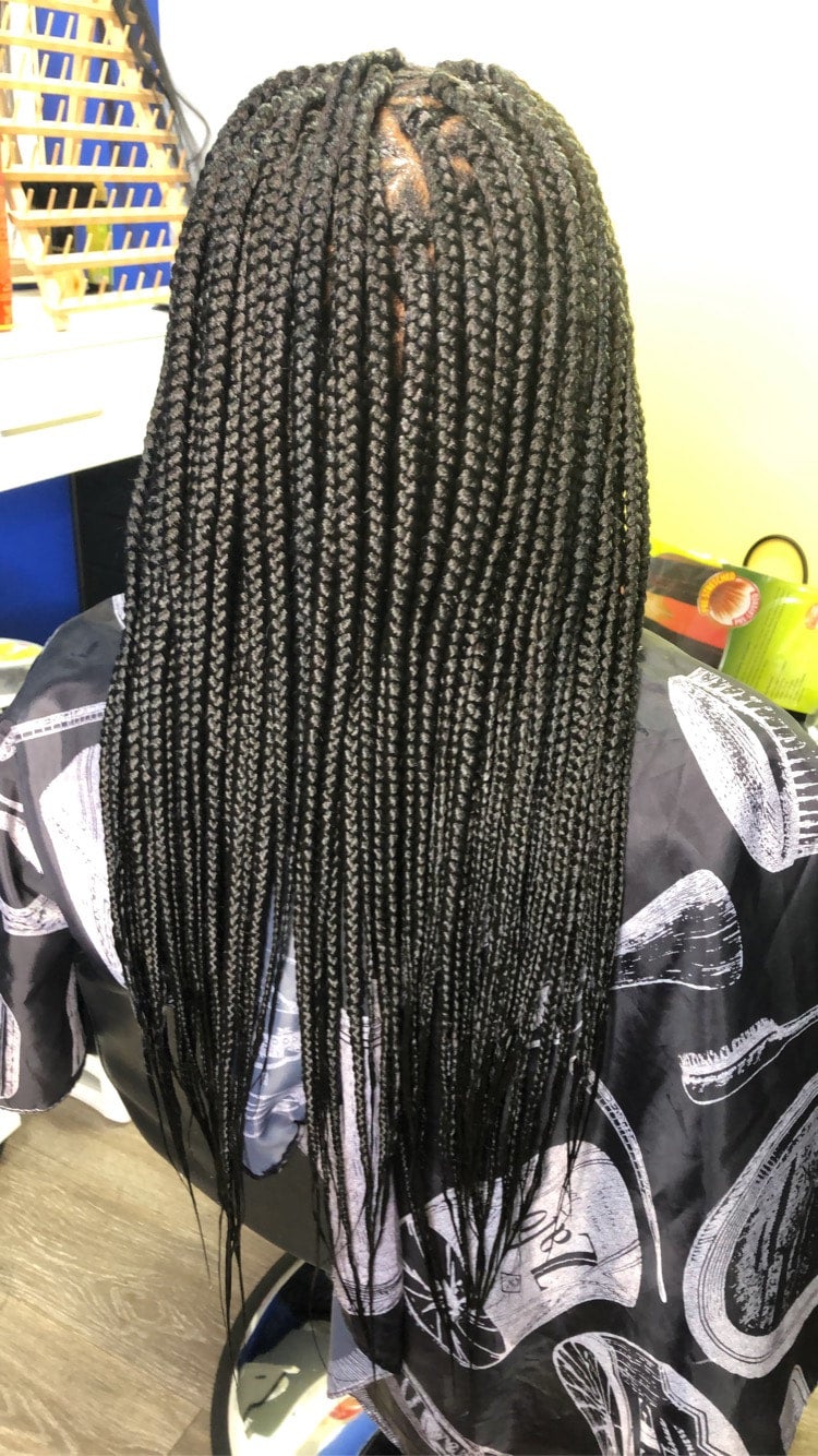Medium individual sales braids